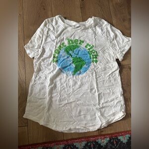 Old Navy White Tee Earth Day